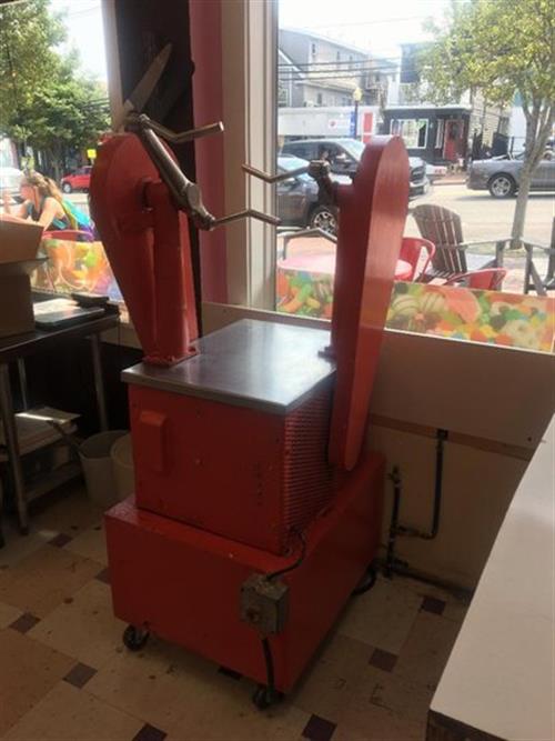 Package Machinery Model K Kiss Wrapper & Taffy Puller Processing