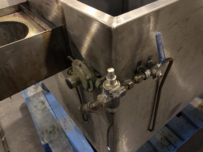 North bend model KCPM120G 160qt Stainless Steel Kettle Corn Popping Machine, 100,000 btu/hr at