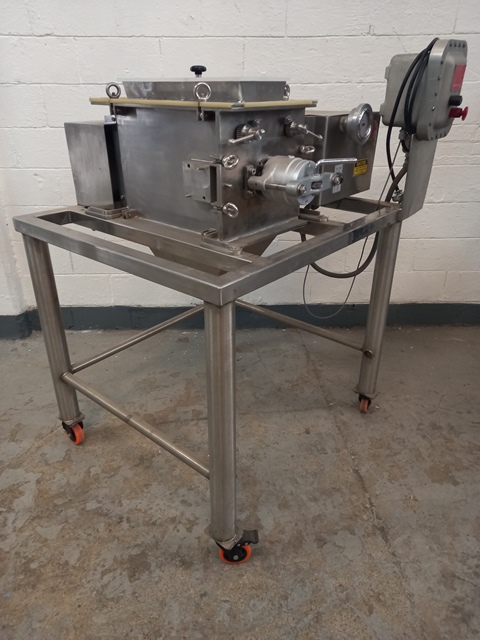 Key model MG636 stainless steel ocillating granulator.