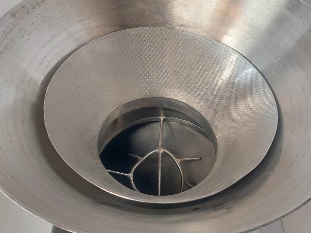 Quadro model 198 Comill stainless steel mill