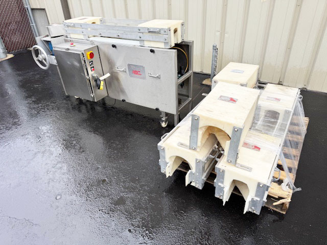 Carleton Helical Technologies Ionized Air Rinser