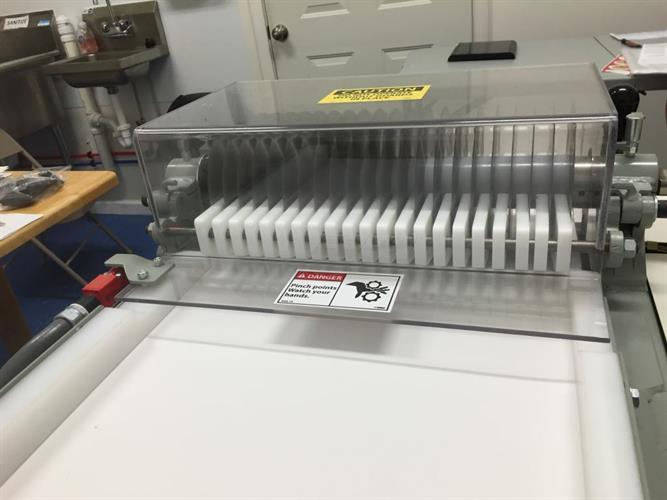 Bridge Metal 18" Wide Caramel Cutter