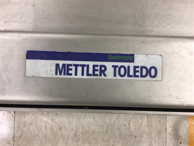 Mettler Toledo Deckmate portable floor scale